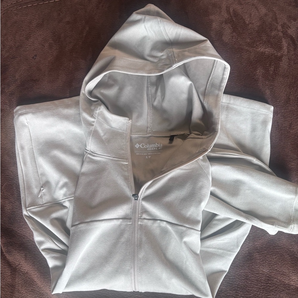 Columbia (Bandon Dunes) Light Gray Hooded Jacket
